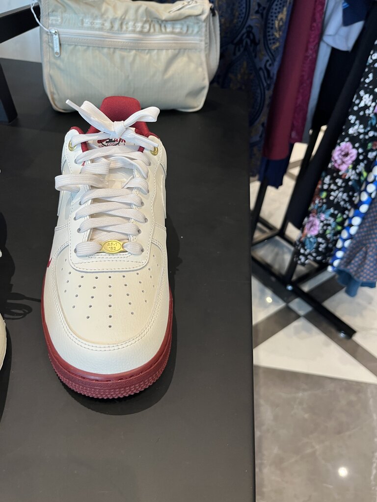 (10) Air Force 1 '07 SE 40th Anniversary