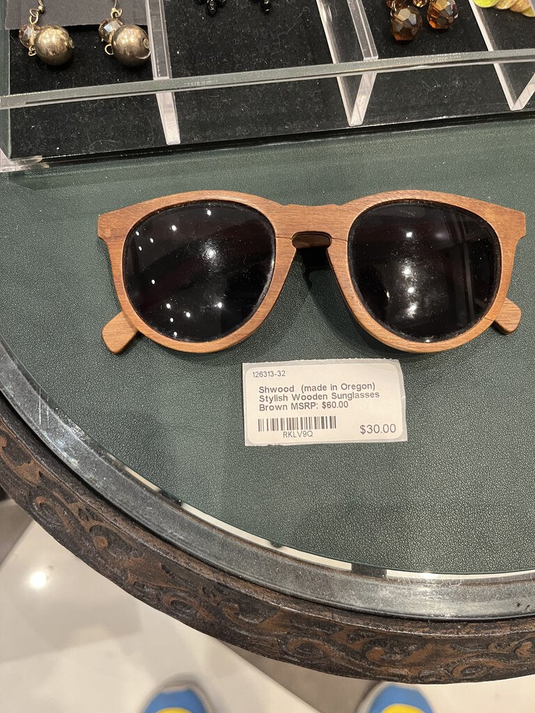 Stylish Wooden Sunglasses