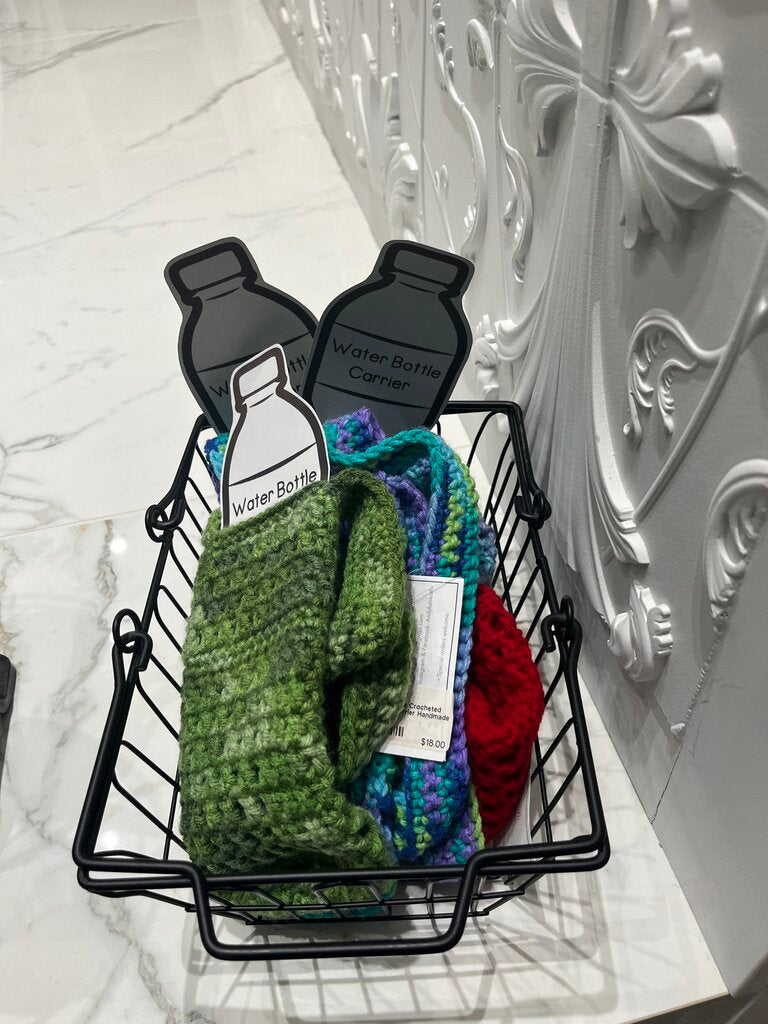 (M) Crocheted Water Bottle Carrier