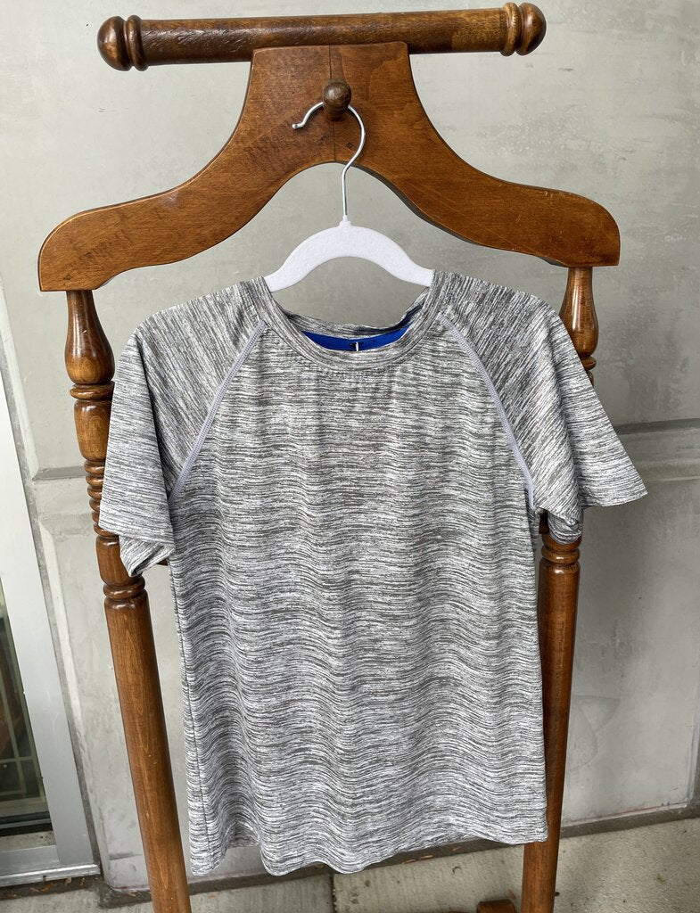 (S) Athletic T-Shirt