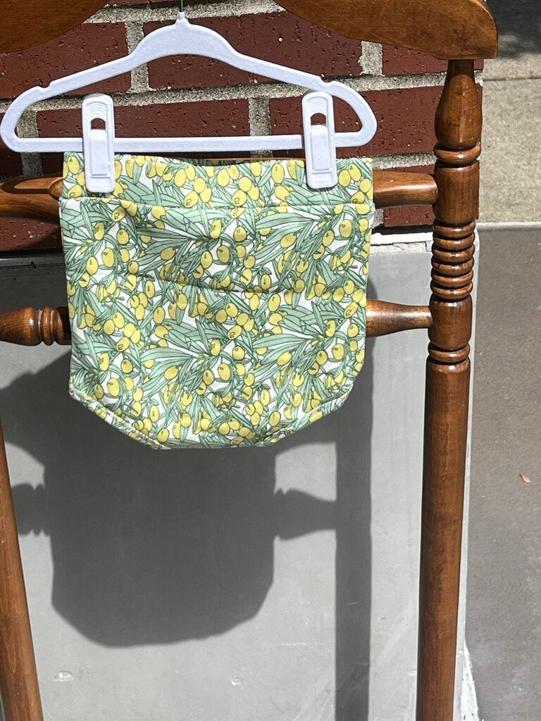 (18-24M) NWT Organic Cotton Olive Branch Print Bloomers