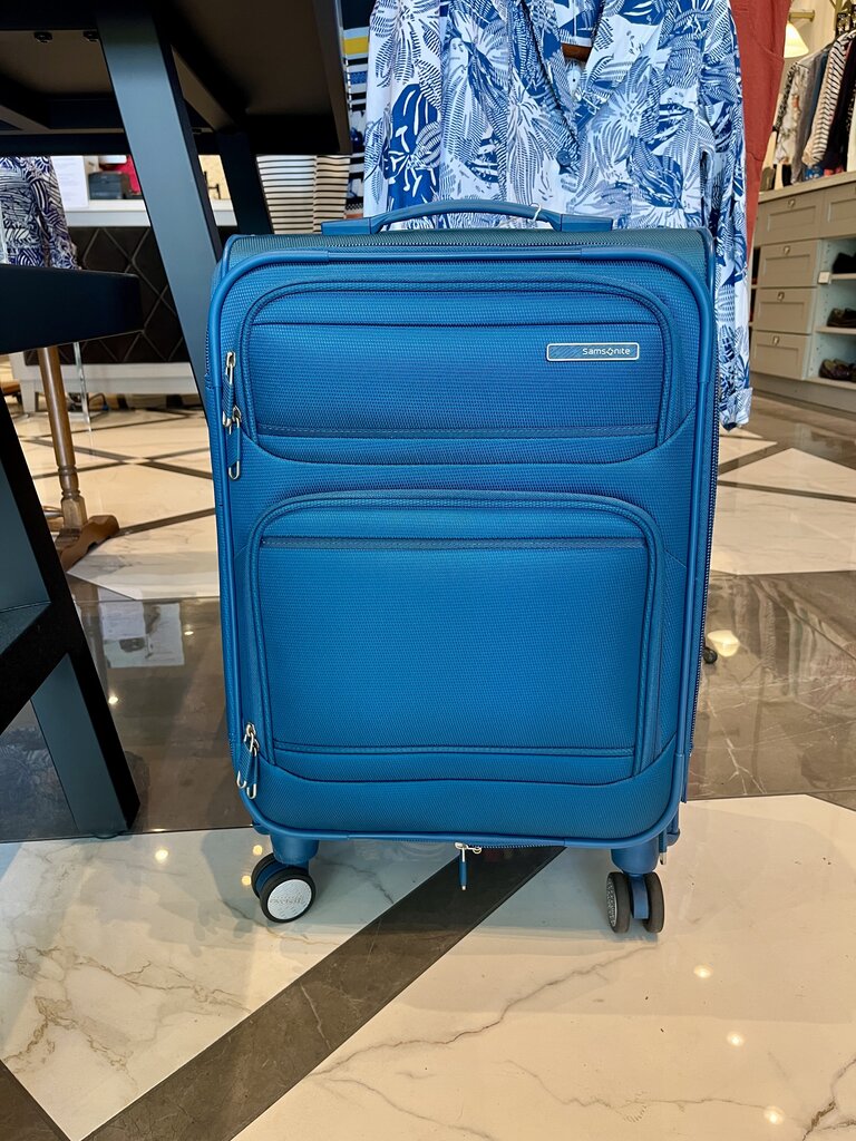 NWOT Samsonite Lite Air ADV 21" Carry-on Spinner