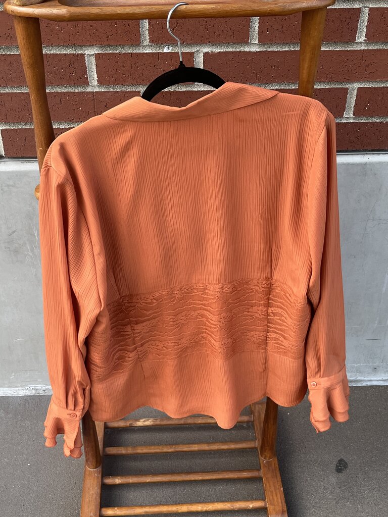 (XL) LS Button Up V-Neck Blouse w/Lace Details